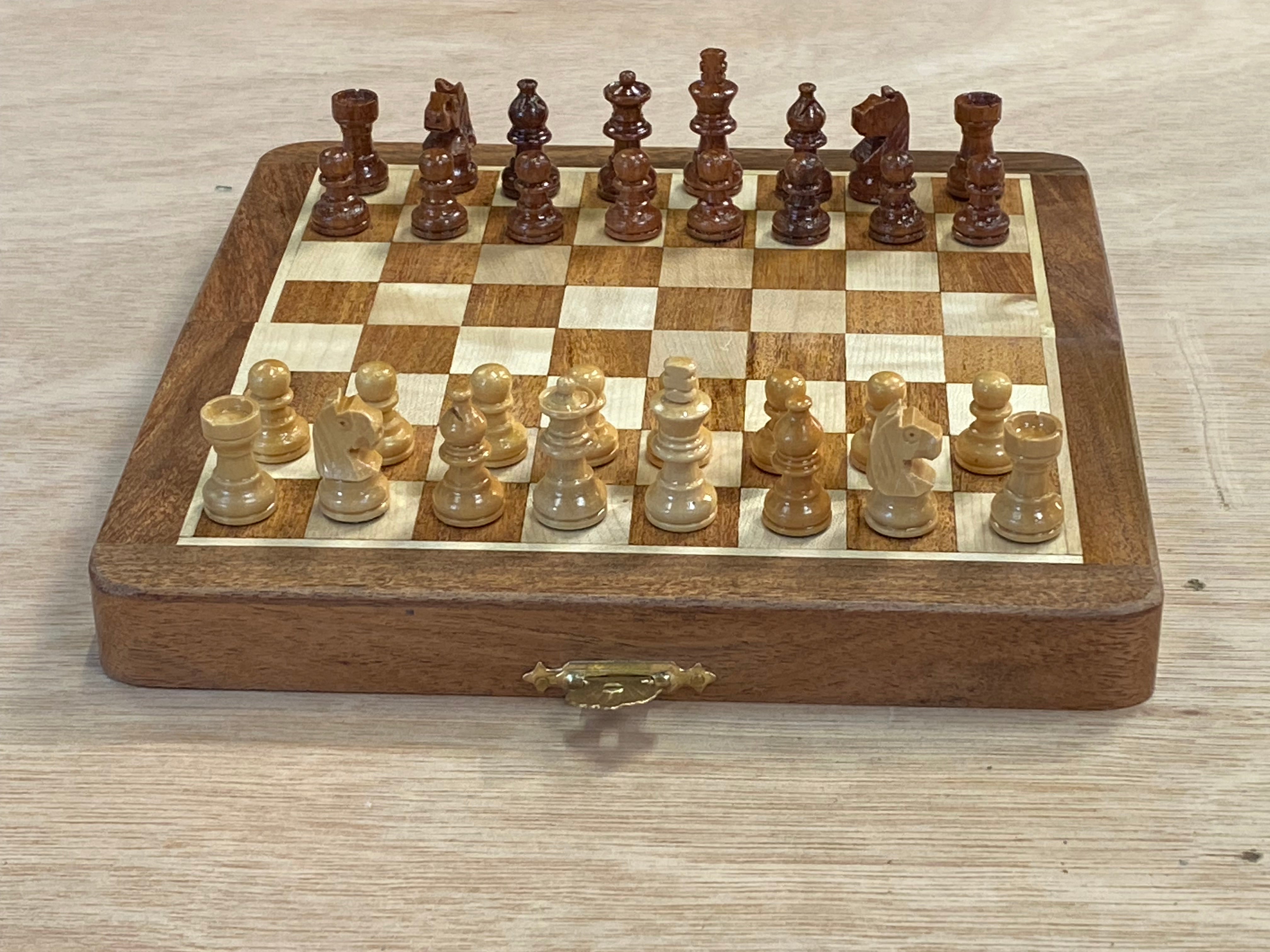 Travel 7 Inch Magnetic Chess Set
